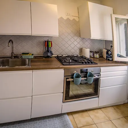 Apartment Garden Dei Poeti La Spezia