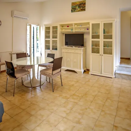 Garden Dei Poeti Apartment La Spezia