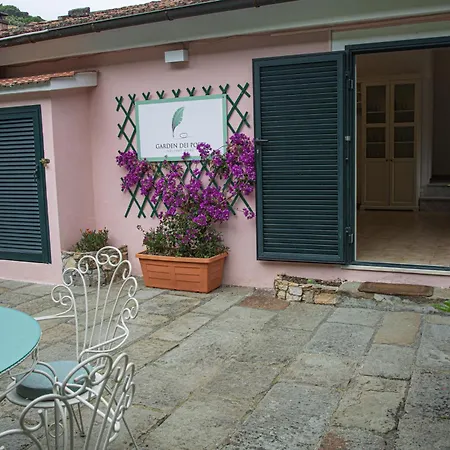 Garden Dei Poeti *